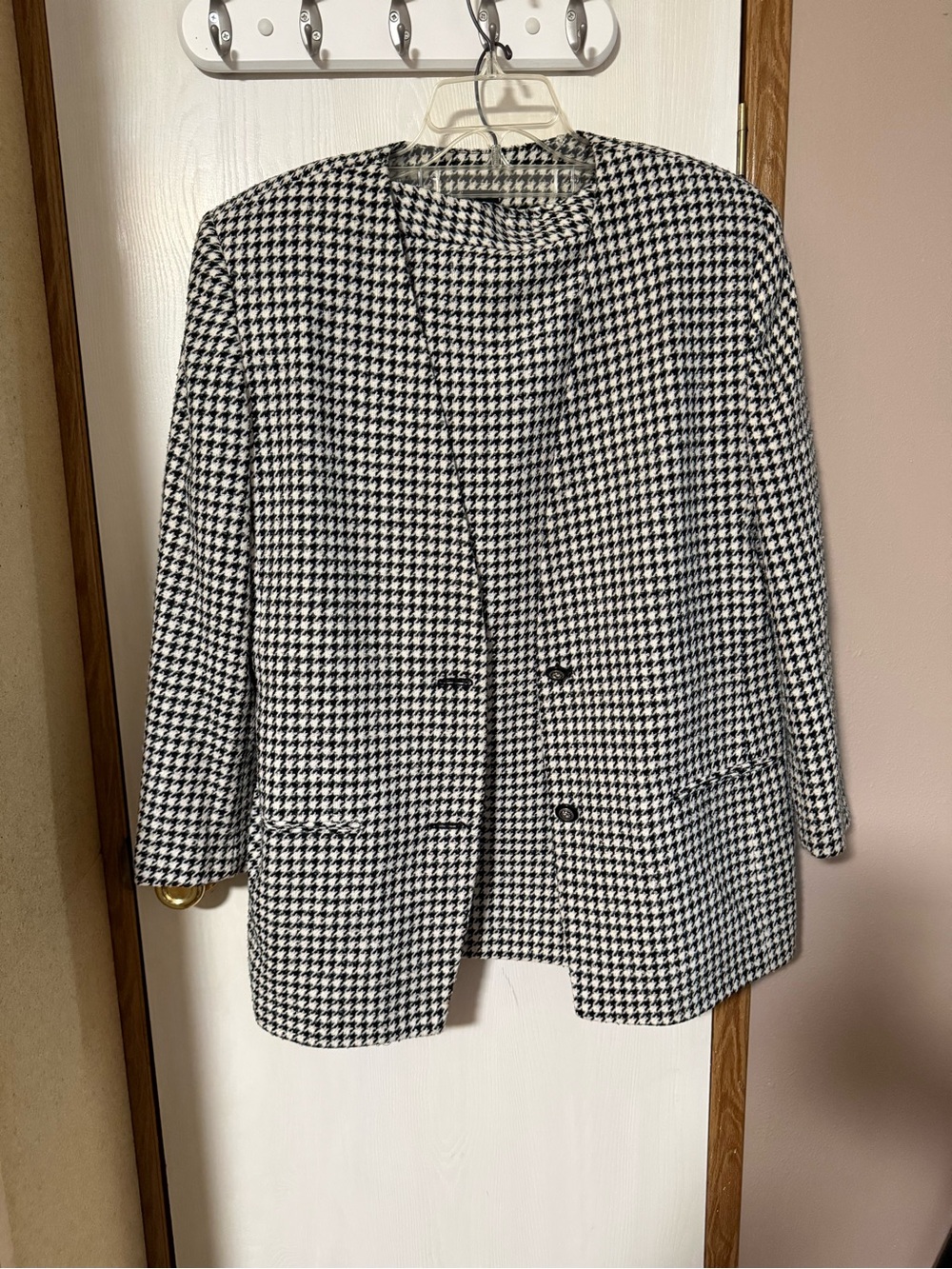 Classic Houndstooth Women's Blazer Jacket and Skirt - Black & White
